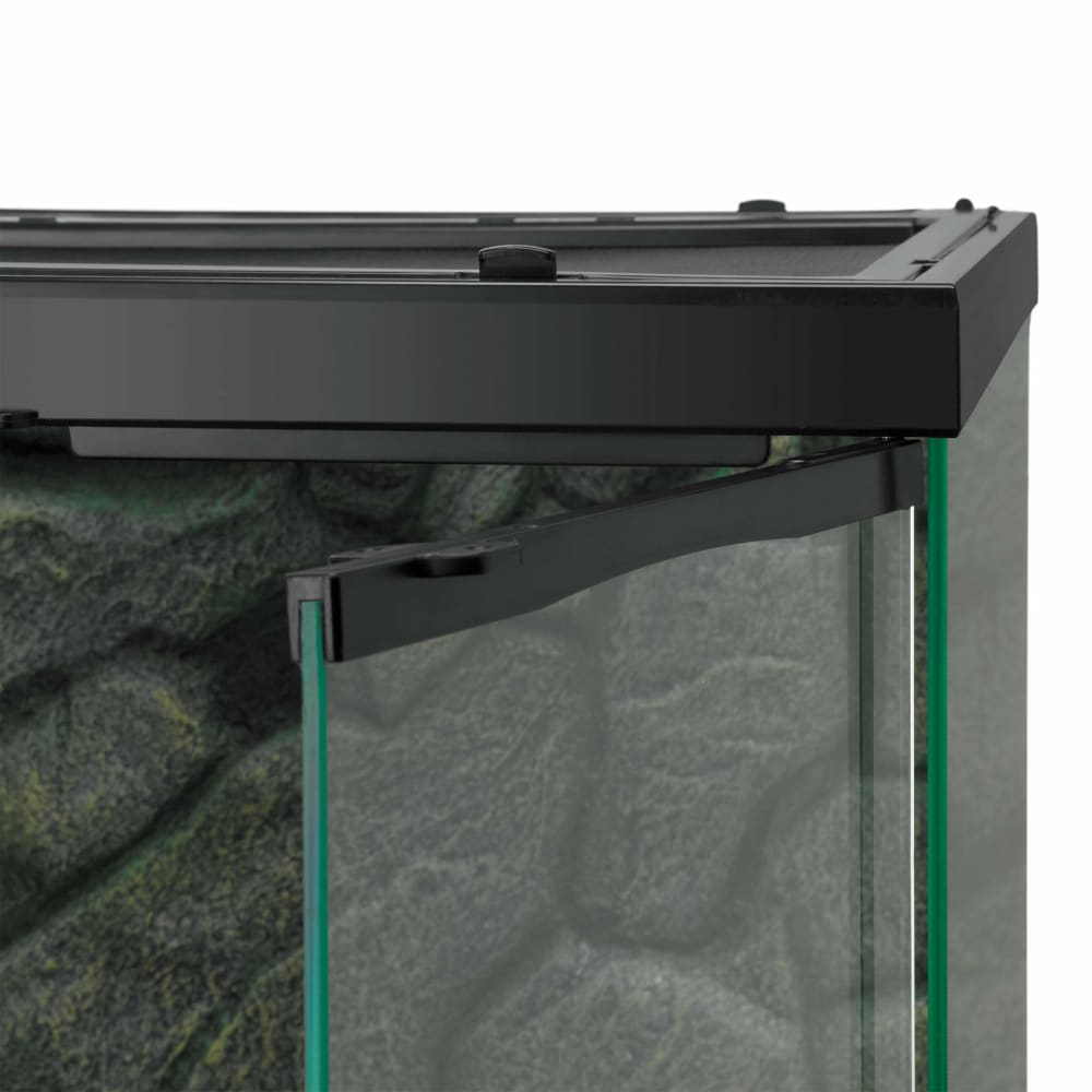 096316280649-doorgap